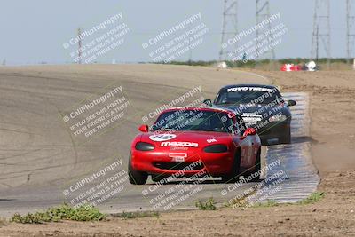 media/Apr-30-2022-CalClub SCCA (Sat) [[98b58ad398]]/Group 5/Race (Outside Grapevine)/